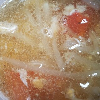 トマトともやしの玉子スープ